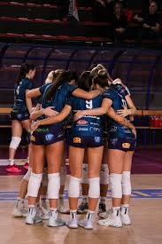 TA：怒火掩盖不了球队现实，莫耶斯面临的难题堆积如山